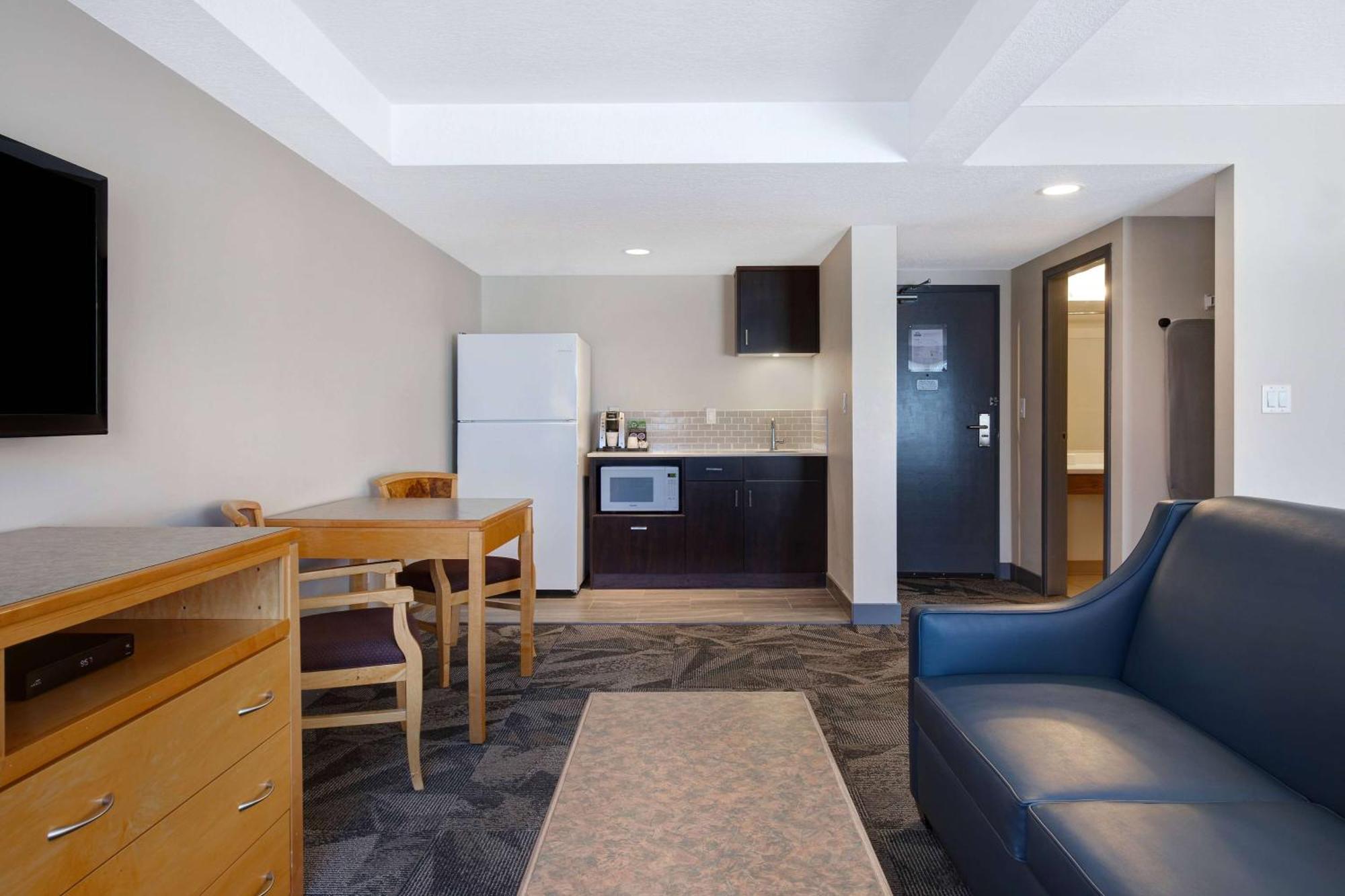 ทราเวลลอดจ์ วิกทอเรีย แอร์พอร์ต Motel ซิดนีย์ ภายนอก รูปภาพ