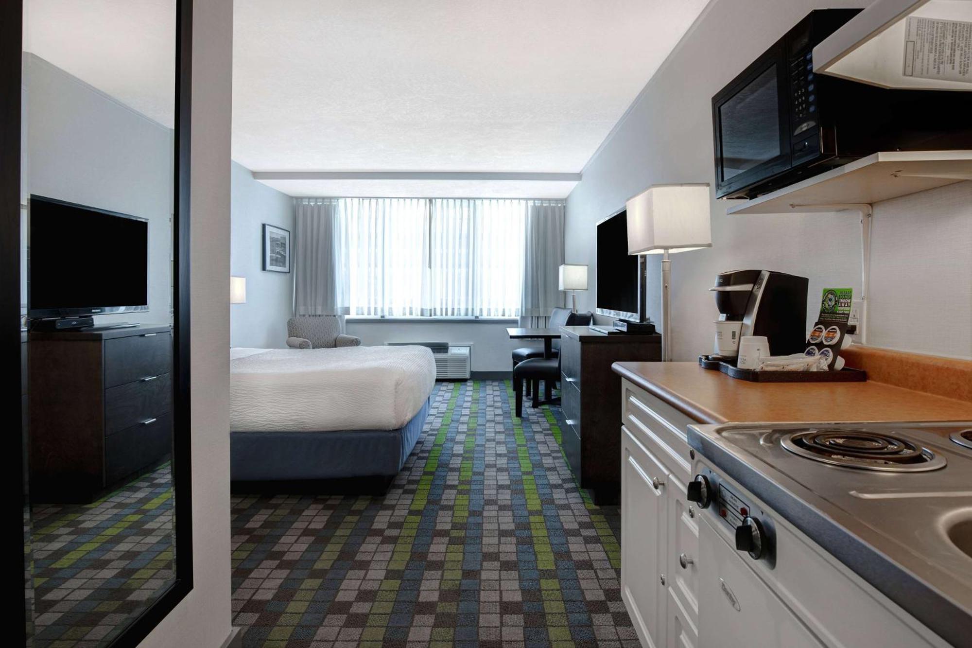 ทราเวลลอดจ์ วิกทอเรีย แอร์พอร์ต Motel ซิดนีย์ ภายนอก รูปภาพ